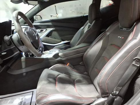 Used 2020 Chevrolet Camaro ZL1 image 15