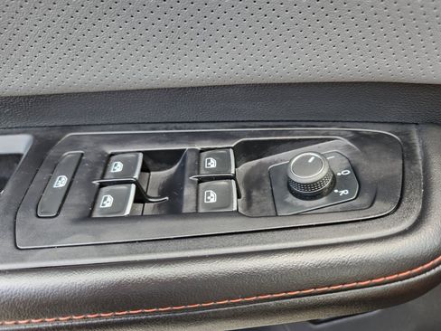 Used 2024 Volkswagen Atlas Peak Edition SEL image 16