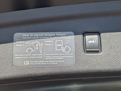 Used 2019 INFINITI QX50 Luxe w/ Navigation Package image 13