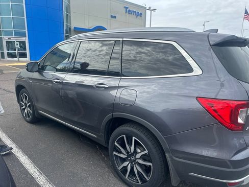 Used 2020 Honda Pilot Touring image 6