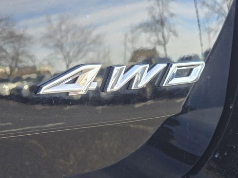 Used 2023 Ford Explorer ST-Line w/ Class IV Trailer Tow Package image 13