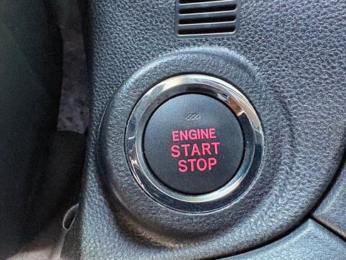 Used 2023 Subaru Outback Touring XT AWD/4WD image 12