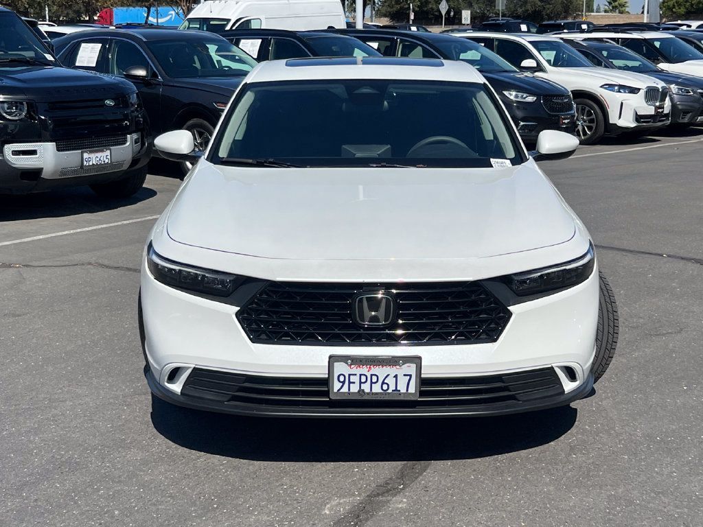 Used 2023 Honda Accord EX image 3