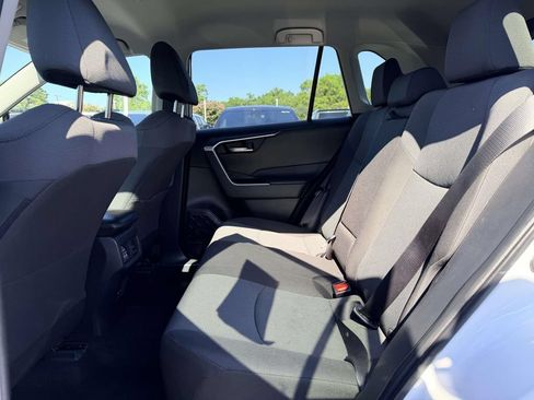 Used 2025 Toyota RAV4 XLE FWD image 12