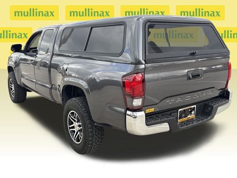 Used 2021 Toyota Tacoma SR5 image 9