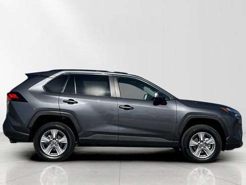 Used 2025 Toyota RAV4 XLE image 2