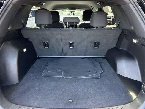 Used 2025 Chevrolet Equinox LT image 23