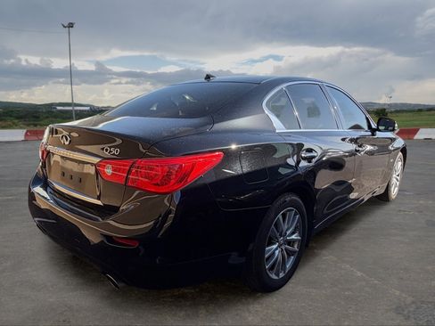 Used 2017 INFINITI Q50 2.0t w/ Moonroof Package RWD image 3