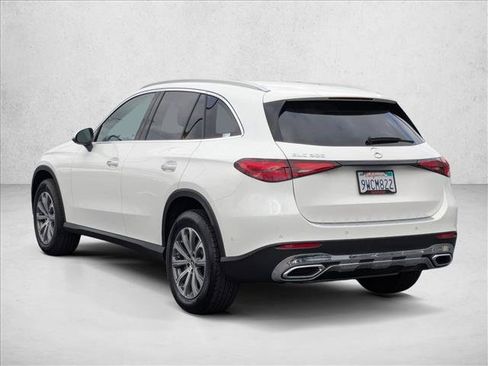 Certified 2026 Mercedes-Benz GLC 300 image 8