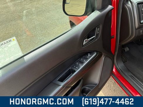 Used 2016 GMC Canyon SLE w/ SLE Convenience Package image 17