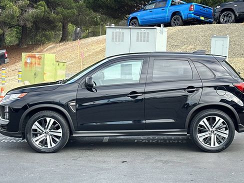 Used 2025 Mitsubishi Outlander Sport ES AWD/4WD image 8