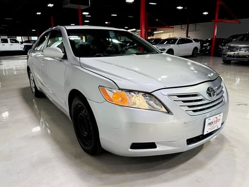 Used 2007 Toyota Camry LE image 8