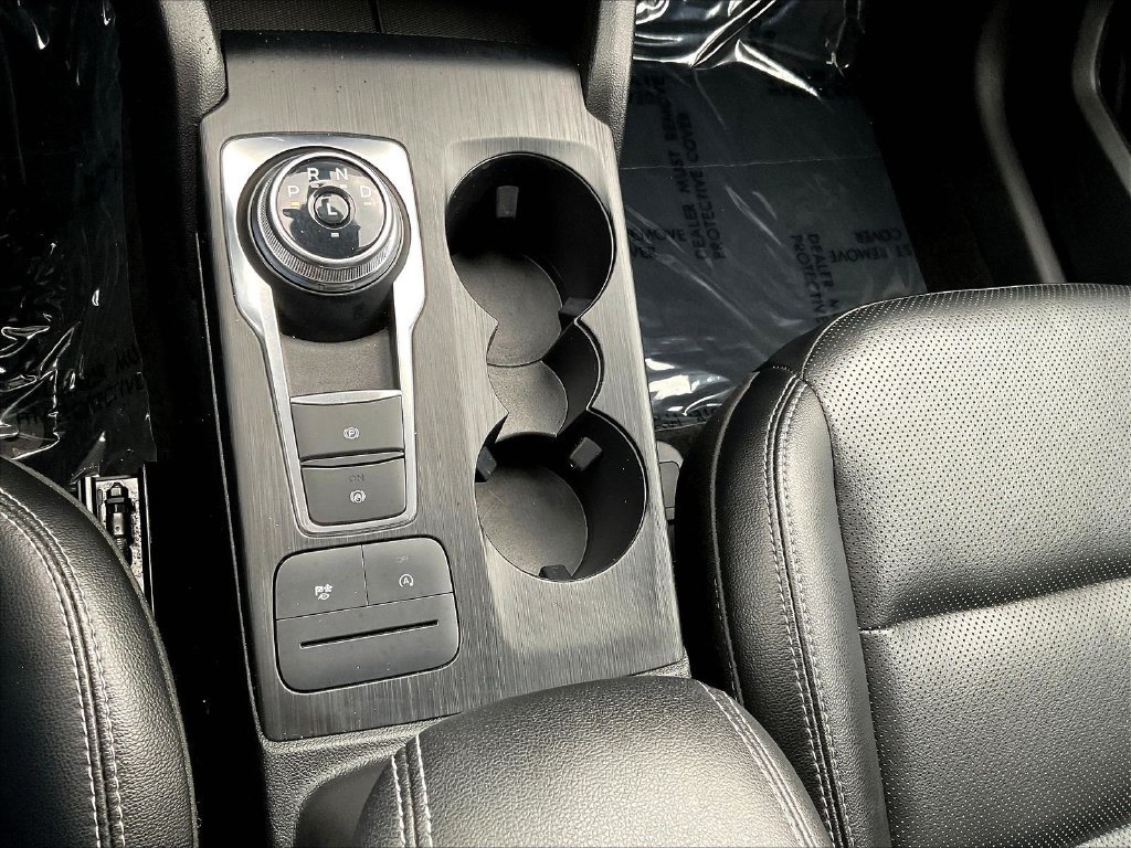 Certified 2022 Ford Escape SEL AWD/4WD image 16