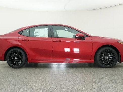 New 2026 Toyota Camry SE image 27