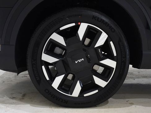 New 2027 Kia Telluride S image 6