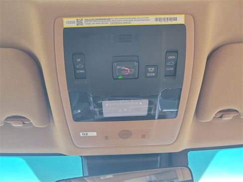 New 2025 Lexus ES 350 w/ Premium Package image 30