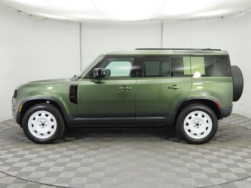 Used 2026 Land Rover Defender 110 S AWD/4WD image 8