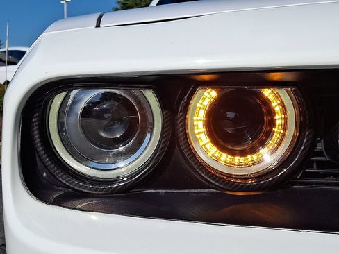 Certified 2023 Dodge Challenger GT RWD image 9