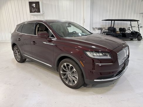 Used 2023 Lincoln Nautilus Reserve w/ Class II Trailer Tow Package image 7