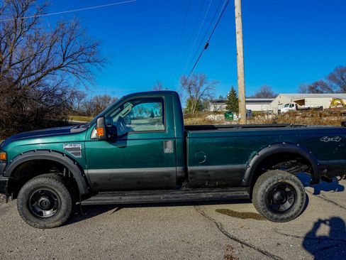 Used 2008 Ford F350 XLT image 3