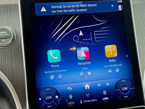 Used 2025 Mercedes-Benz C 300 4MATIC Sedan image 15