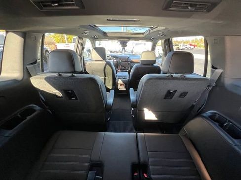 Used 2026 GMC Acadia Denali Ultimate image 16