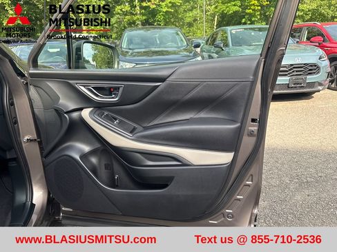 Used 2024 Subaru Forester Limited AWD/4WD image 33