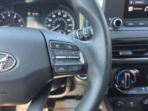 Used 2023 Hyundai Kona SEL AWD/4WD image 25