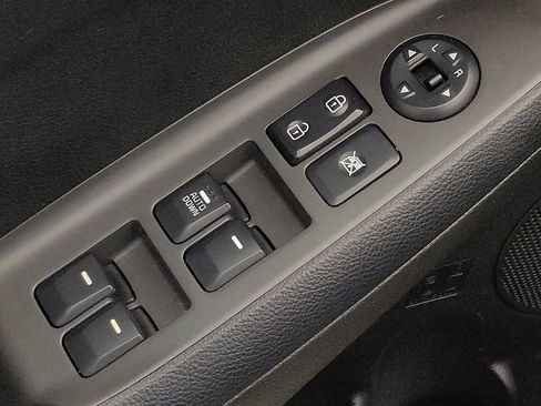 Used 2018 Kia Forte LX FWD image 27