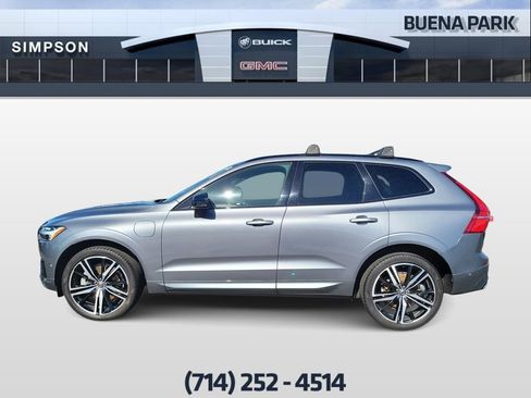 Used 2021 Volvo XC60 T8 R-Design w/ Advanced Package image 5