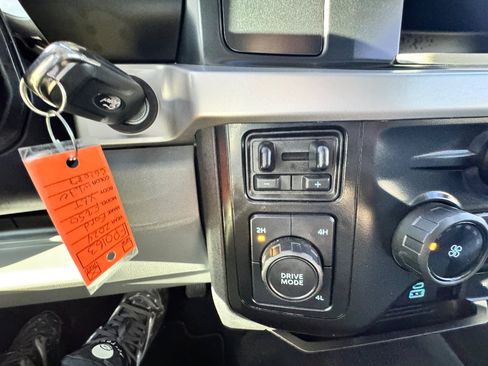 Used 2024 Ford F250 XLT image 27
