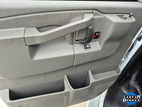 Certified 2023 GMC Savana 2500 w/ Driver Convenience Package image 13