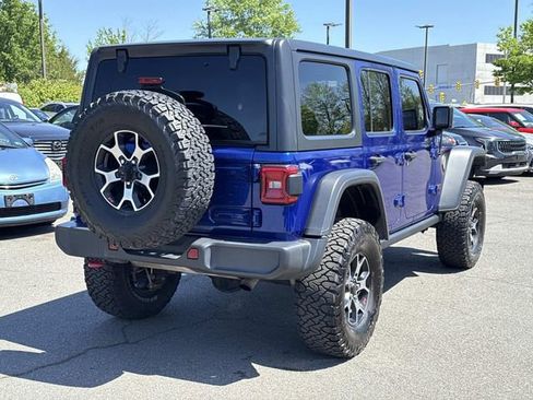 Used 2019 Jeep Wrangler Unlimited Rubicon w/ Cold Weather Group AWD/4WD image 2