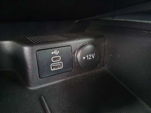 Used 2025 Ford Escape Active image 9