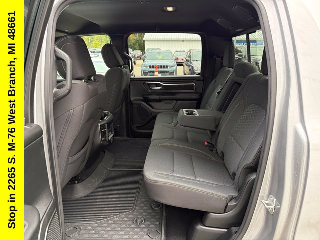 Used 2025 RAM 1500 Big Horn AWD/4WD image 23