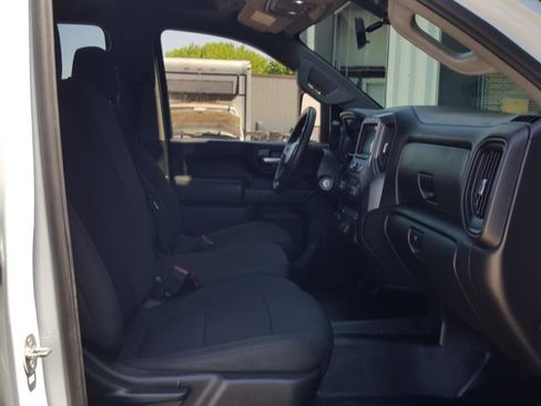 Used 2020 Chevrolet Silverado 2500 W/T w/ WT Convenience Package AWD/4WD image 18
