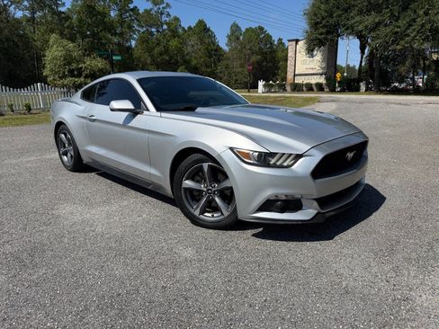 Used 2016 Ford Mustang Coupe w/ Equipment Group 051A image 8