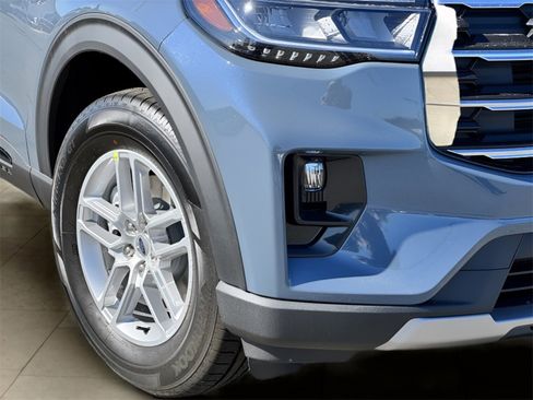 New 2026 Ford Explorer Active w/ Active Comfort Package image 44