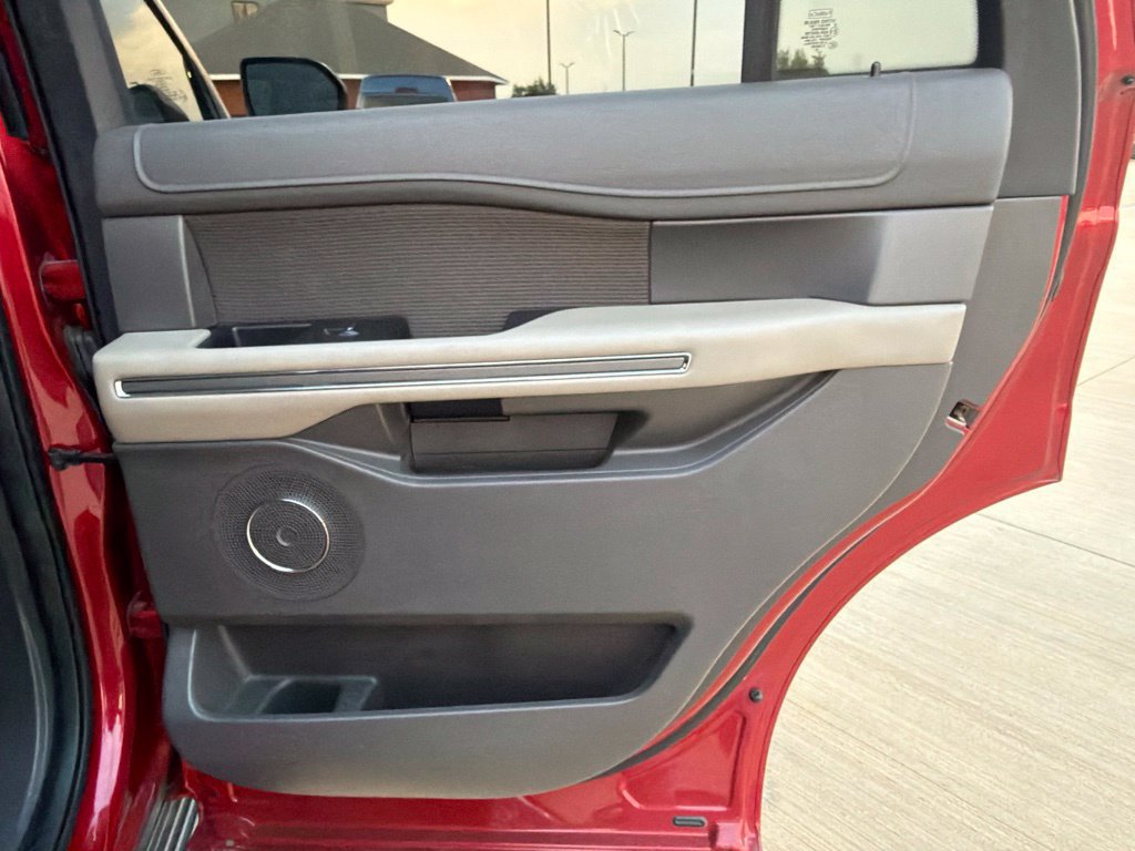 Certified 2020 Ford Expedition XLT w/ Cargo Package RWD image 23