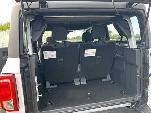 New 2026 Ford Bronco 2-Door AWD/4WD image 16