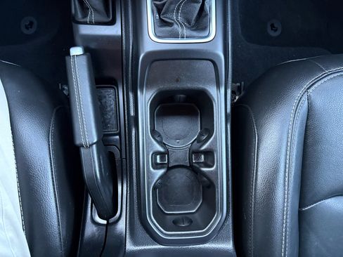 Used 2023 Jeep Wrangler Sahara image 28