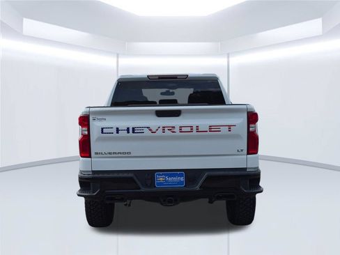 Used 2020 Chevrolet Silverado 1500 LT Trail Boss w/ Convenience Package AWD/4WD image 5