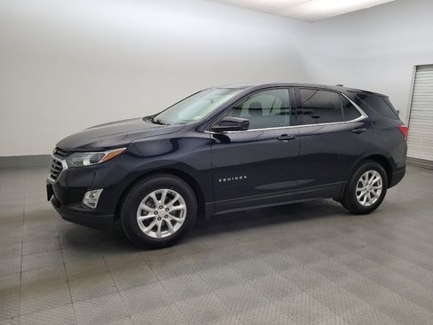 Used 2020 Chevrolet Equinox LT FWD image 2