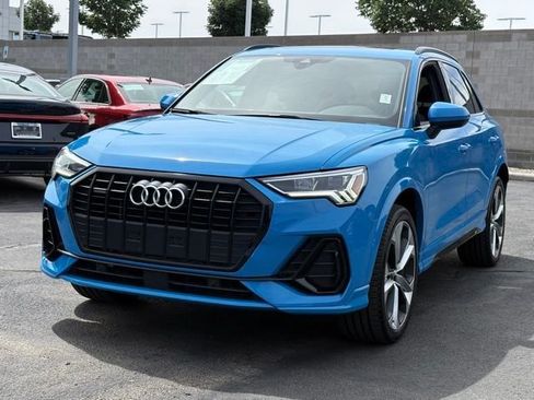 Used 2021 Audi Q3 2.0T Premium Plus w/ Premium Plus Package AWD/4WD image 1