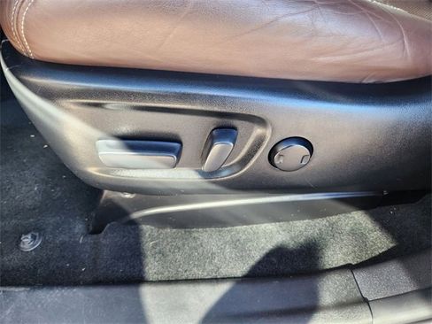 Used 2017 Toyota Sienna Limited Premium w/ Outdoor Package image 19