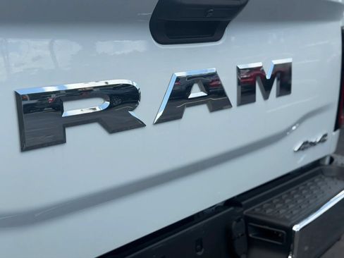 Used 2025 RAM 2500 Big Horn AWD/4WD image 9