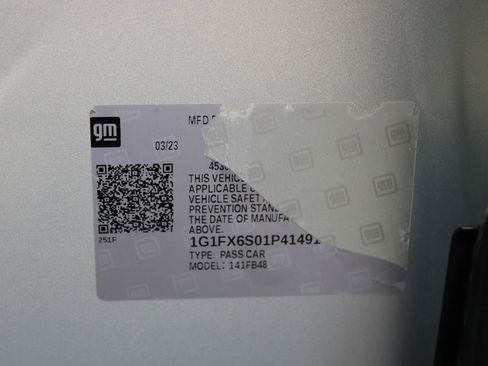 Used 2023 Chevrolet Bolt LT image 6