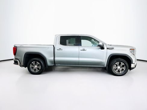 Used 2025 GMC Sierra 1500 SLT AWD/4WD image 10