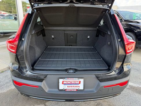 Used 2023 Volvo XC40 B5 Plus w/ Climate Package AWD/4WD image 43