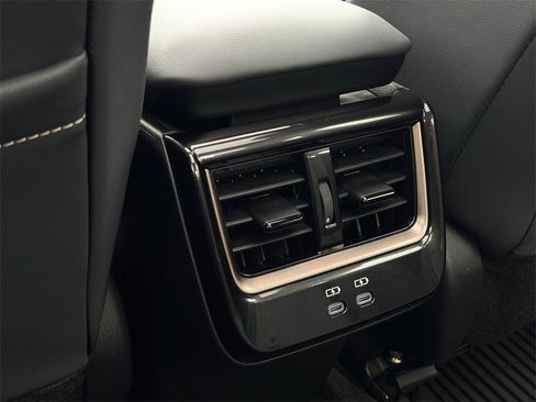 Certified 2026 Toyota Crown Limited w/ Advanced Technology Package image 38